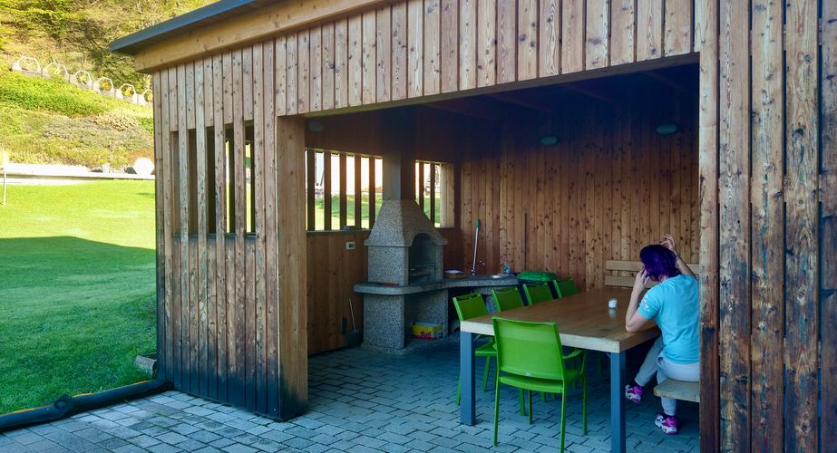 Appartementen overkapping buiten Appartementen overkapping buiten